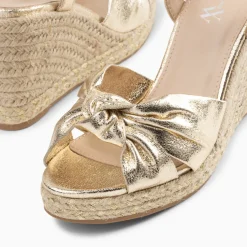Sandales compensées nouées Georgina or