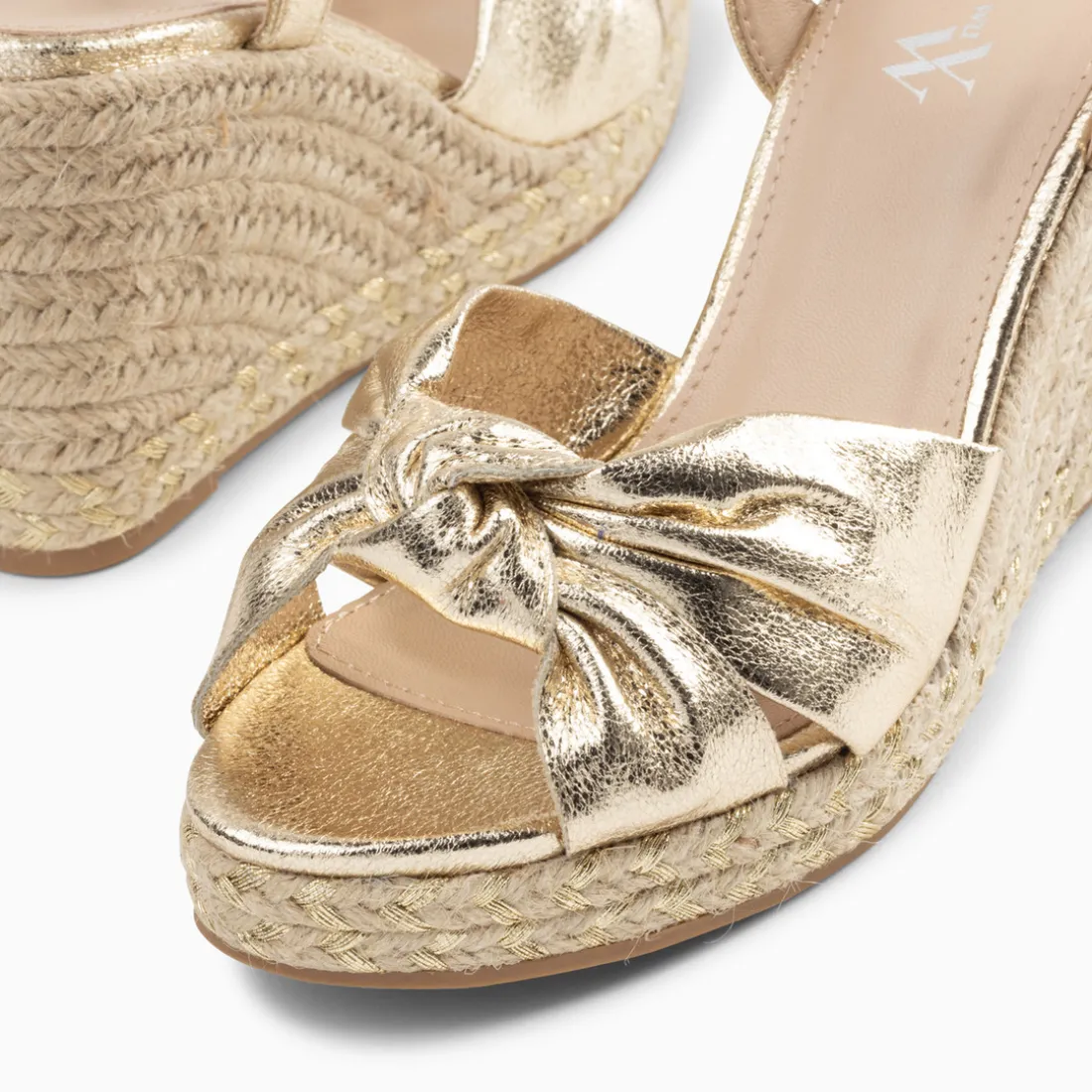 Sandales compensées nouées Georgina or