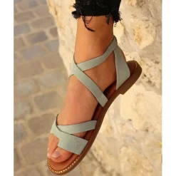 Sandales fines brides femme cuir vert d’eau