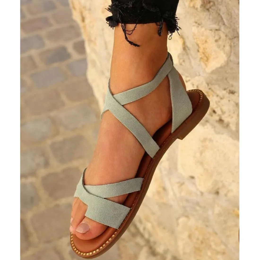 Sandales fines brides femme cuir vert d’eau