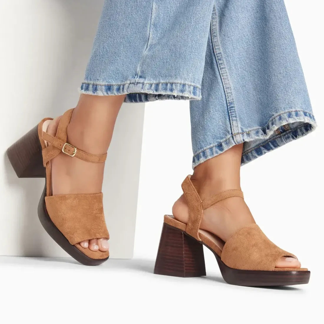 Sandales Tyrah camel à plateforme et talon bois
