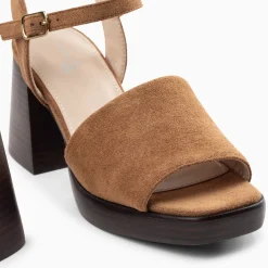 Sandales Tyrah camel à plateforme et talon bois