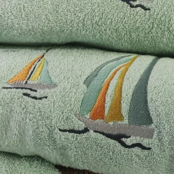 Serviette de toilette en coton 450g/m² BATEAUX 50 x 90 cm vert d'eau