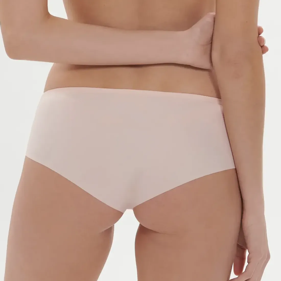 Shorty en broderie guipure