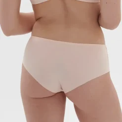 Shorty en broderie guipure