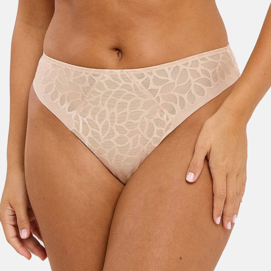 Slip nude