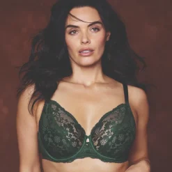 Soutien gorge emboitant en dentelle