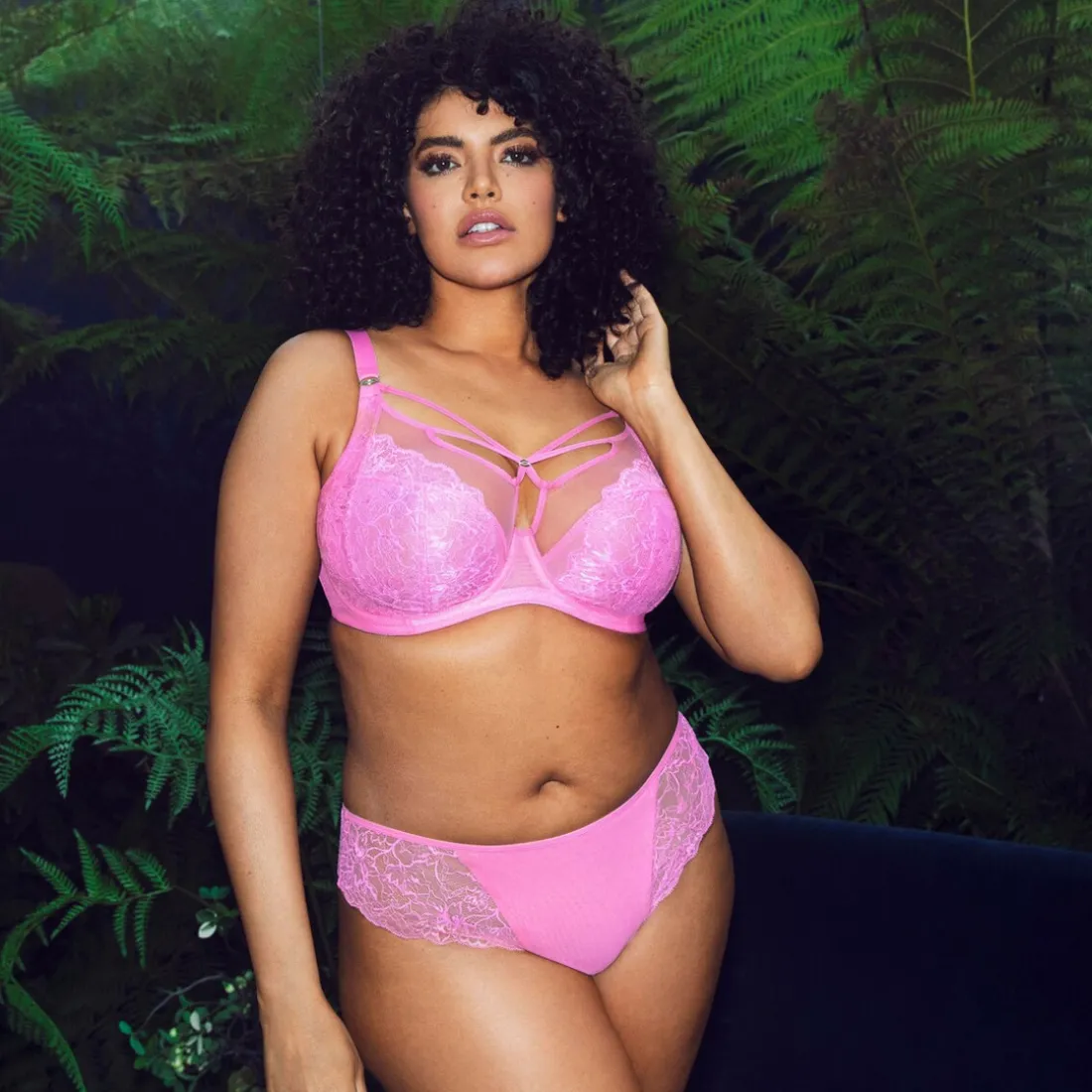 Soutien Gorge Plongeant Rose Elomi