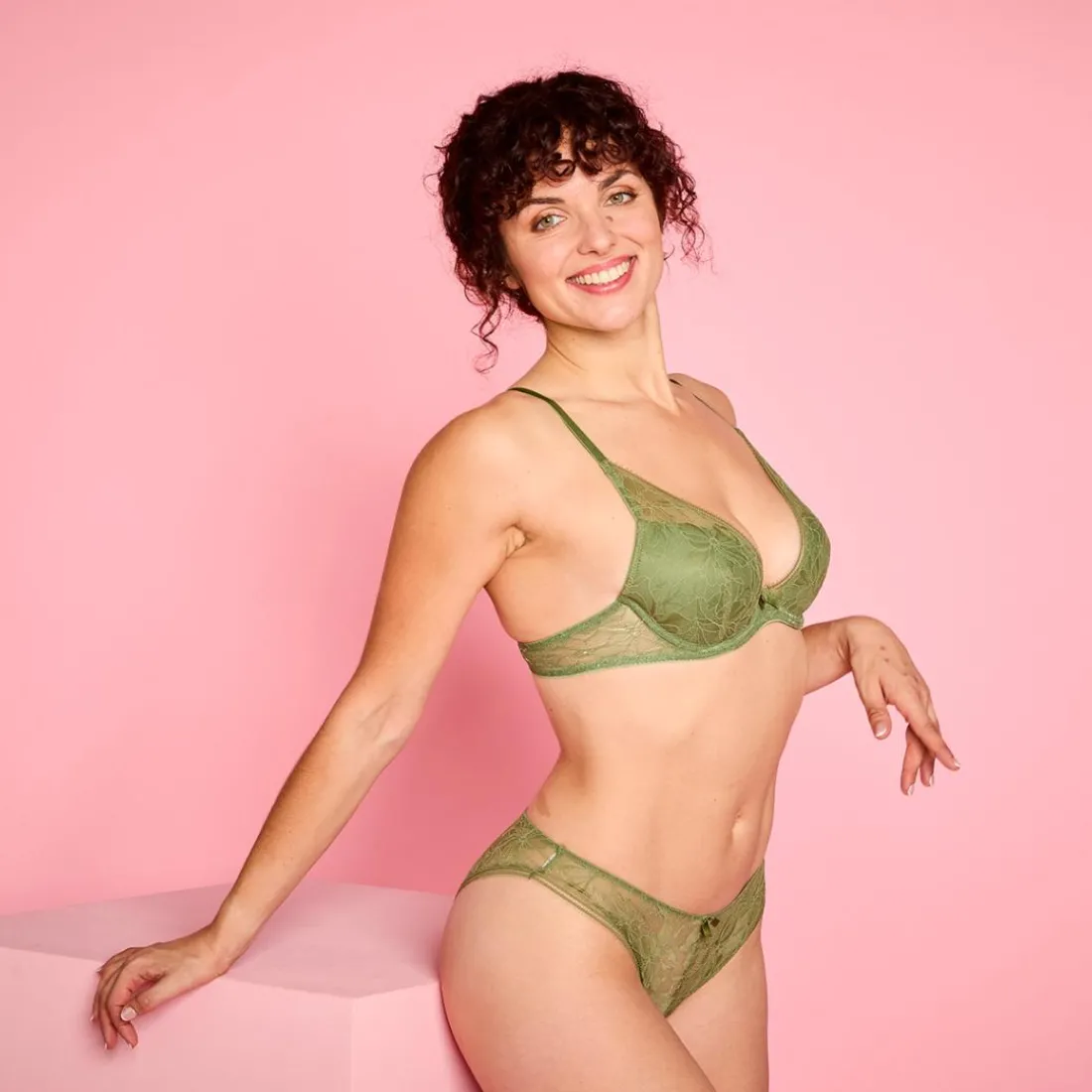 Soutien-gorge ampliforme coque moulée kaki Masque vert