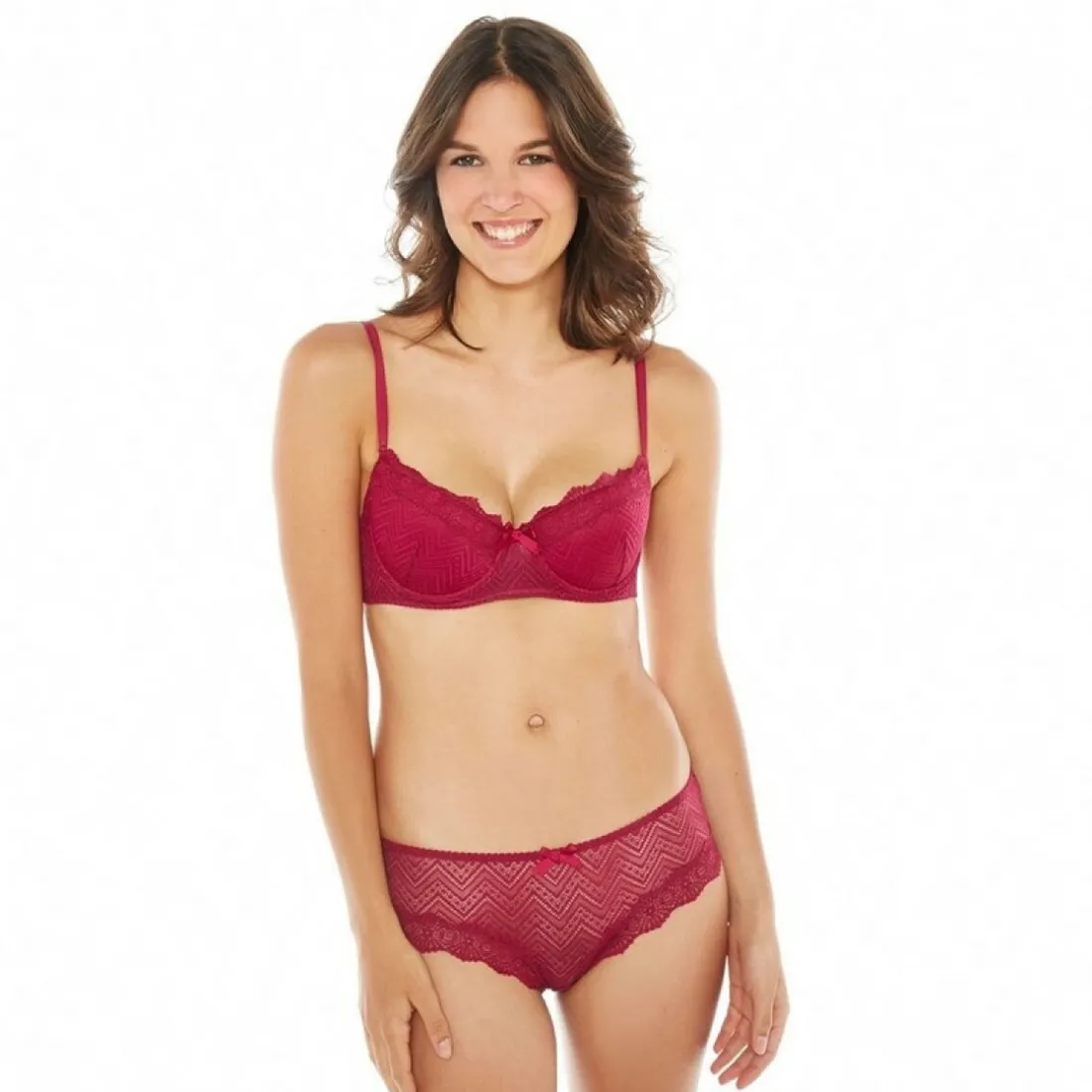 Soutien-gorge ampliforme coque moulée bordeaux
