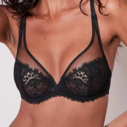 Soutien-gorge armatures décolleté plongeant noir