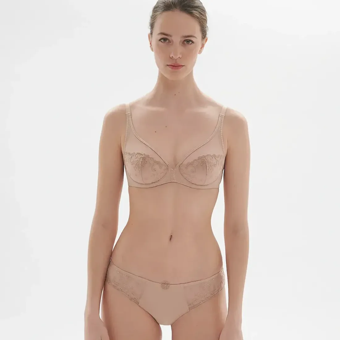 Soutien-gorge avec armatures décolleté plongeant Peau