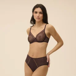 Soutien-gorge avec armatures moulé décolleté plongeant - Brun Foncé marron