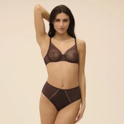 Soutien-gorge avec armatures moulé décolleté plongeant - Brun Foncé marron