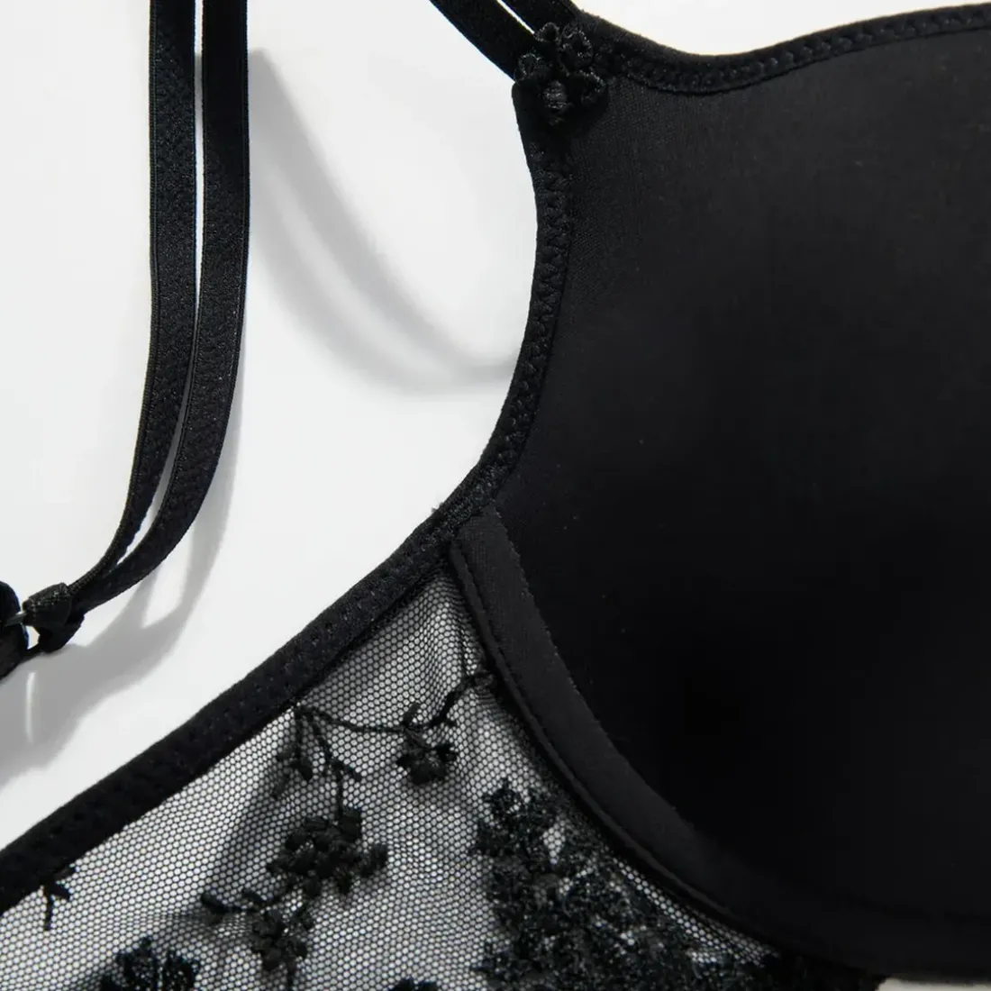 Soutien-gorge balconnet à armatures - Noir