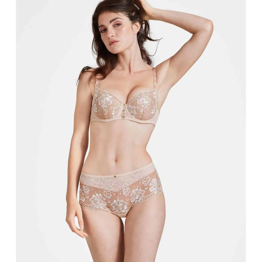 Soutien-gorge coques armatures Beige