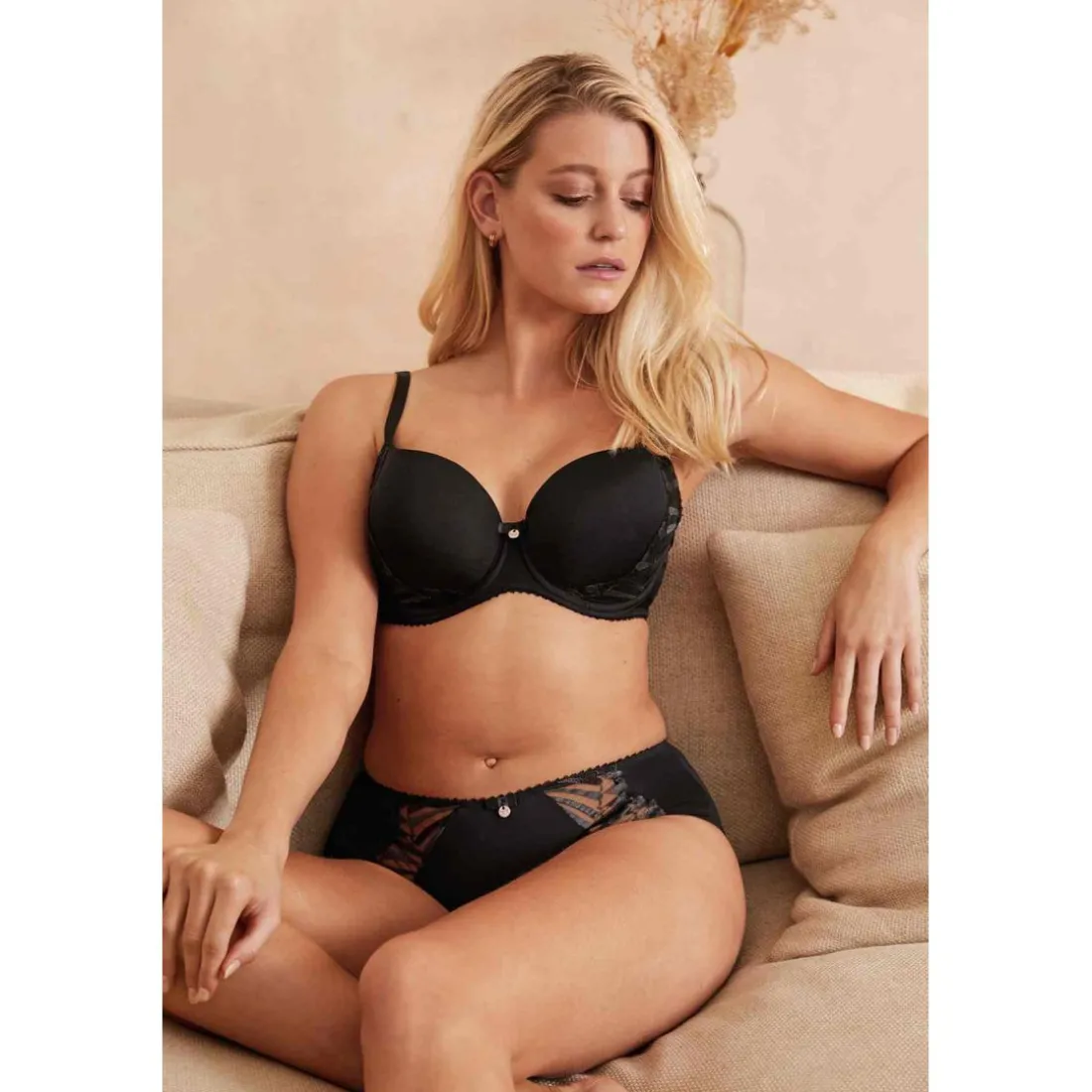 Soutien-gorge coques armatures - Noir