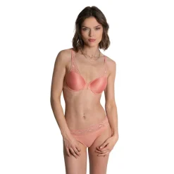 Soutien-gorge corbeille à armatures rose