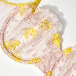 Soutien-gorge corbeille à armatures - Rose