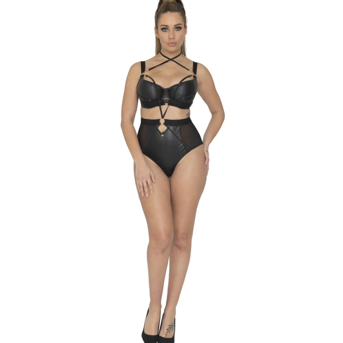 Soutien-gorge corbeille armatures demi-sein noir en viscose