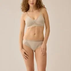 Soutien-gorge doux et agréable avec détails en maille beige
