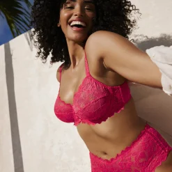Soutien-gorge emboitant avec armatures - Rose