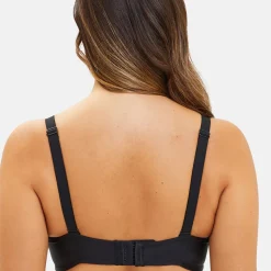 Soutien-gorge emboitant moulé sans armatures noir