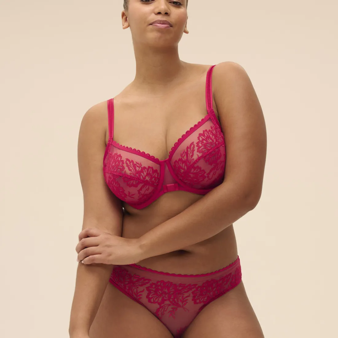 Soutien-gorge emboitant Romance - Cramberry rouge