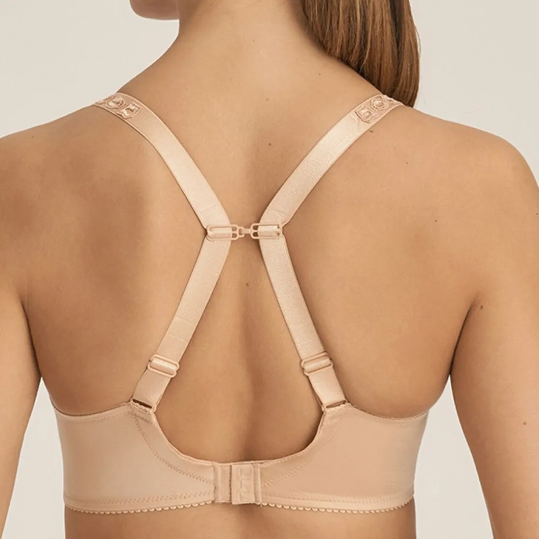 Soutien-gorge emboîtant armatures beige
