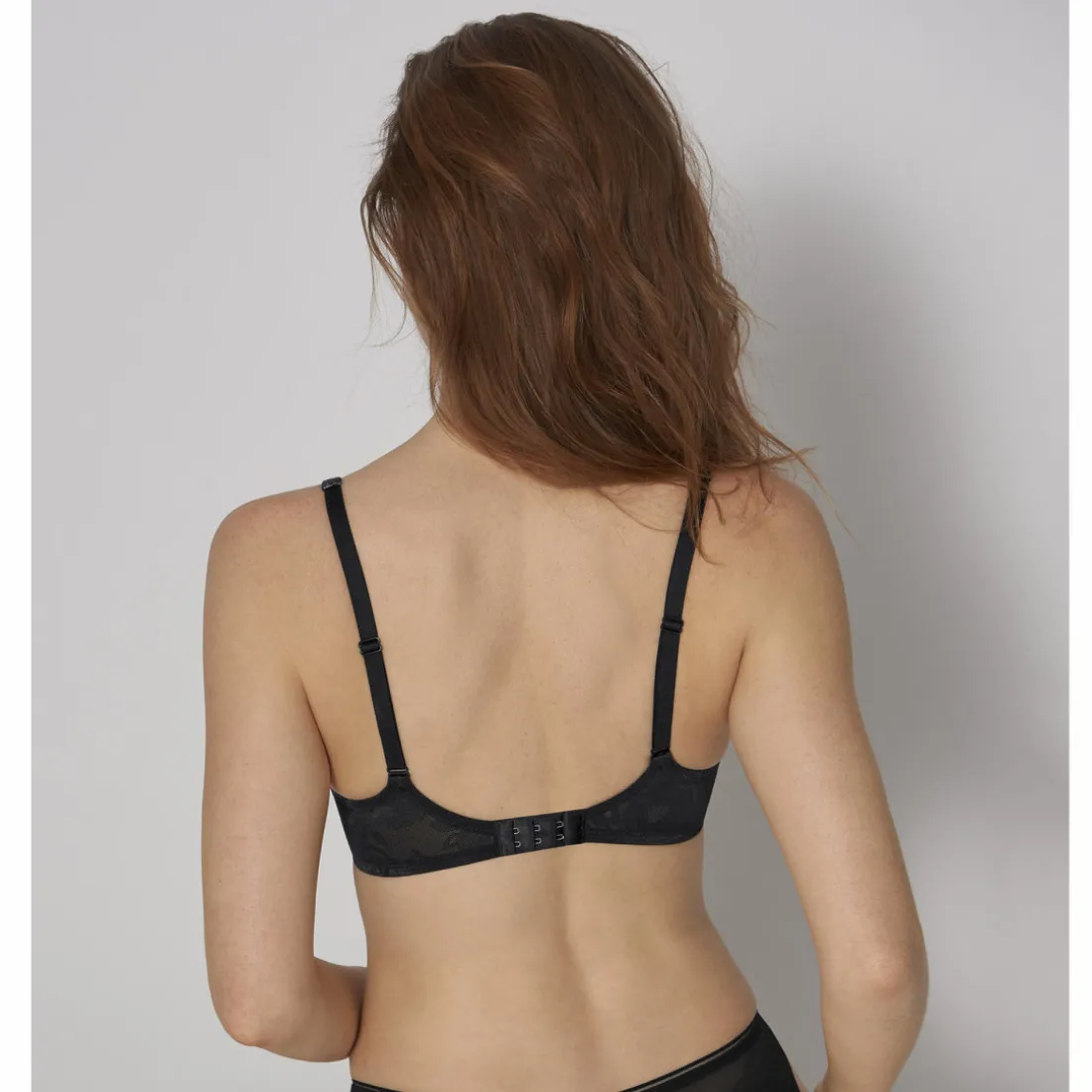Soutien-gorge minimizer