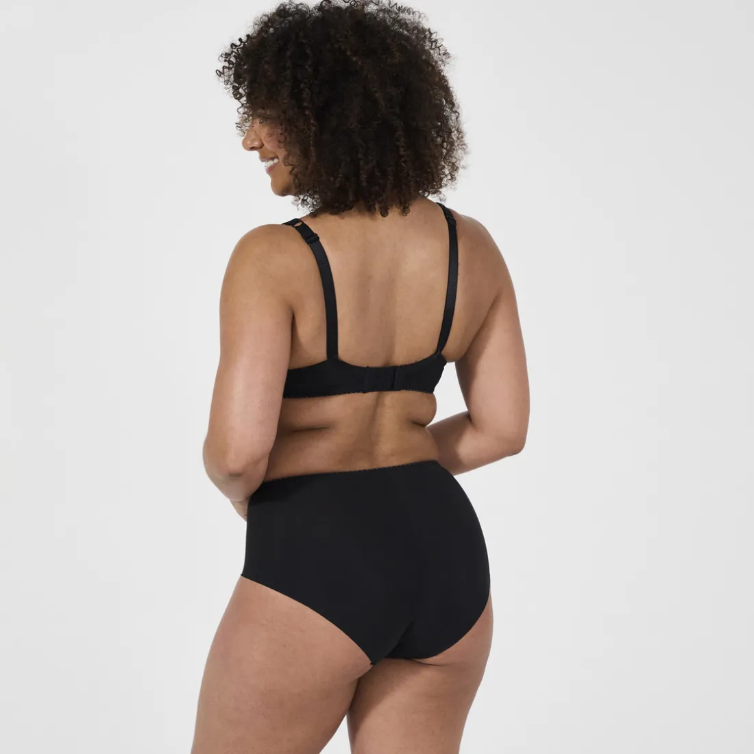 Soutien-gorge moulé armaturé - Noir