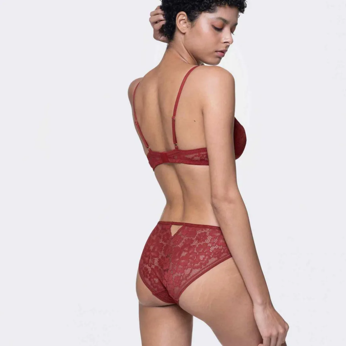 Soutien-gorge plongeant armatures - Rouge