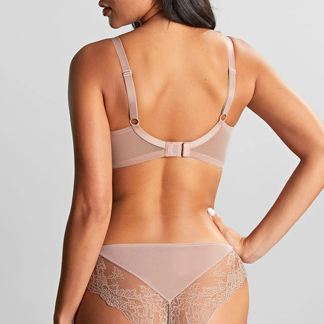 Soutien-gorge plongeant beige