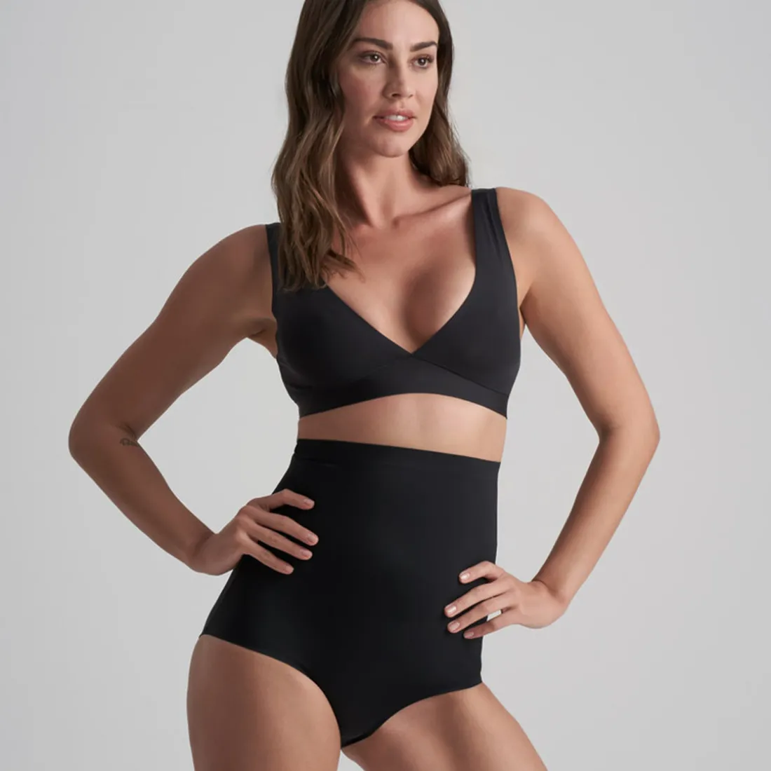 Soutien-gorge plongeant sans armatures invisible Noir Bye Bra