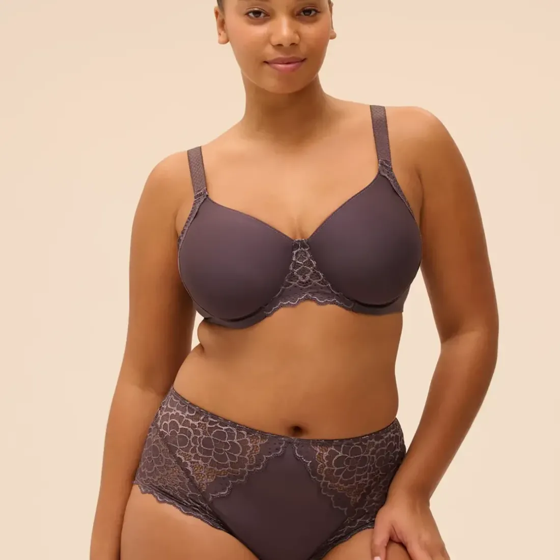 Soutien-gorge rigide sans coutures gris
