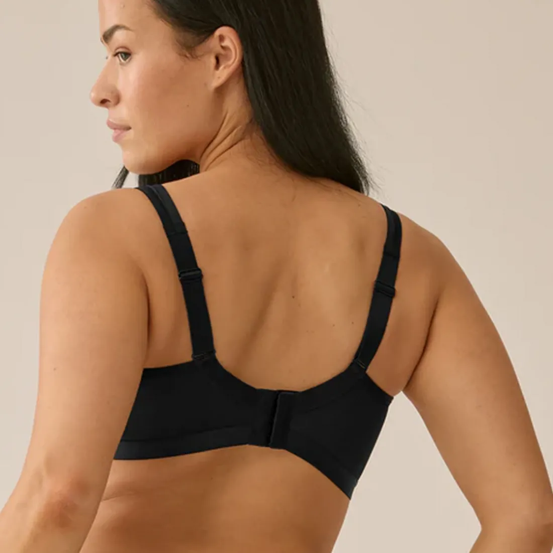 Soutien-Gorge sans armatures bonnets moulés noir