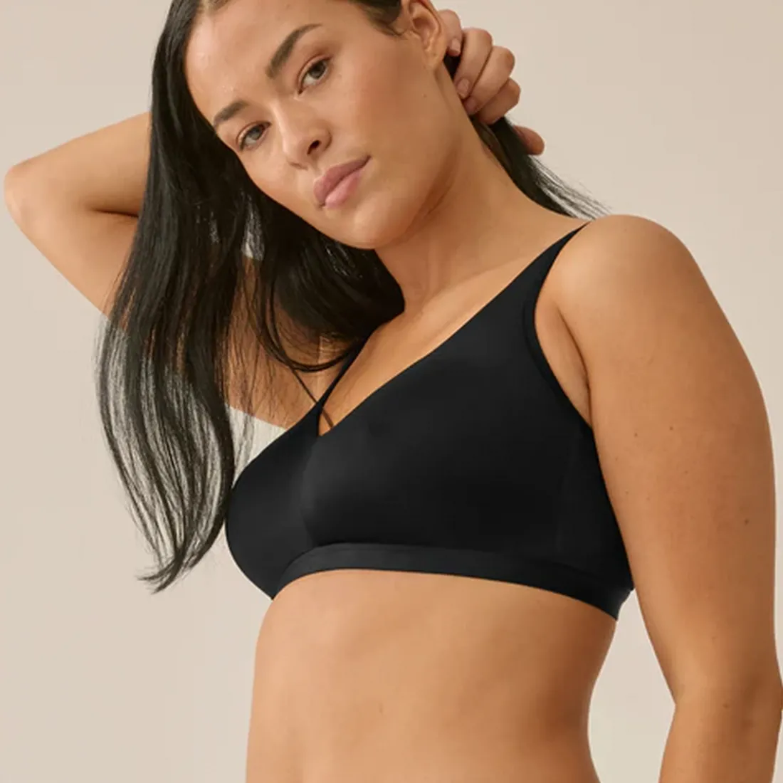 Soutien-Gorge sans armatures bonnets moulés noir