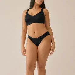 Soutien-Gorge sans armatures bonnets moulés noir