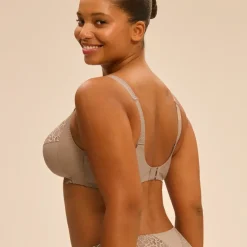 Soutien-gorge sans-armatures structuré