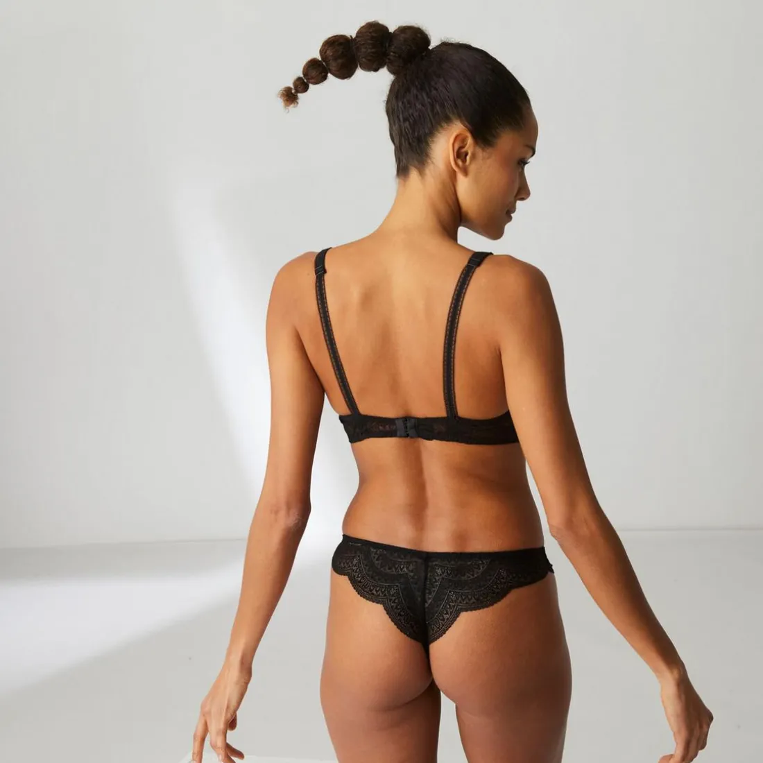 Soutien-gorge triangle sans armatures - Noir