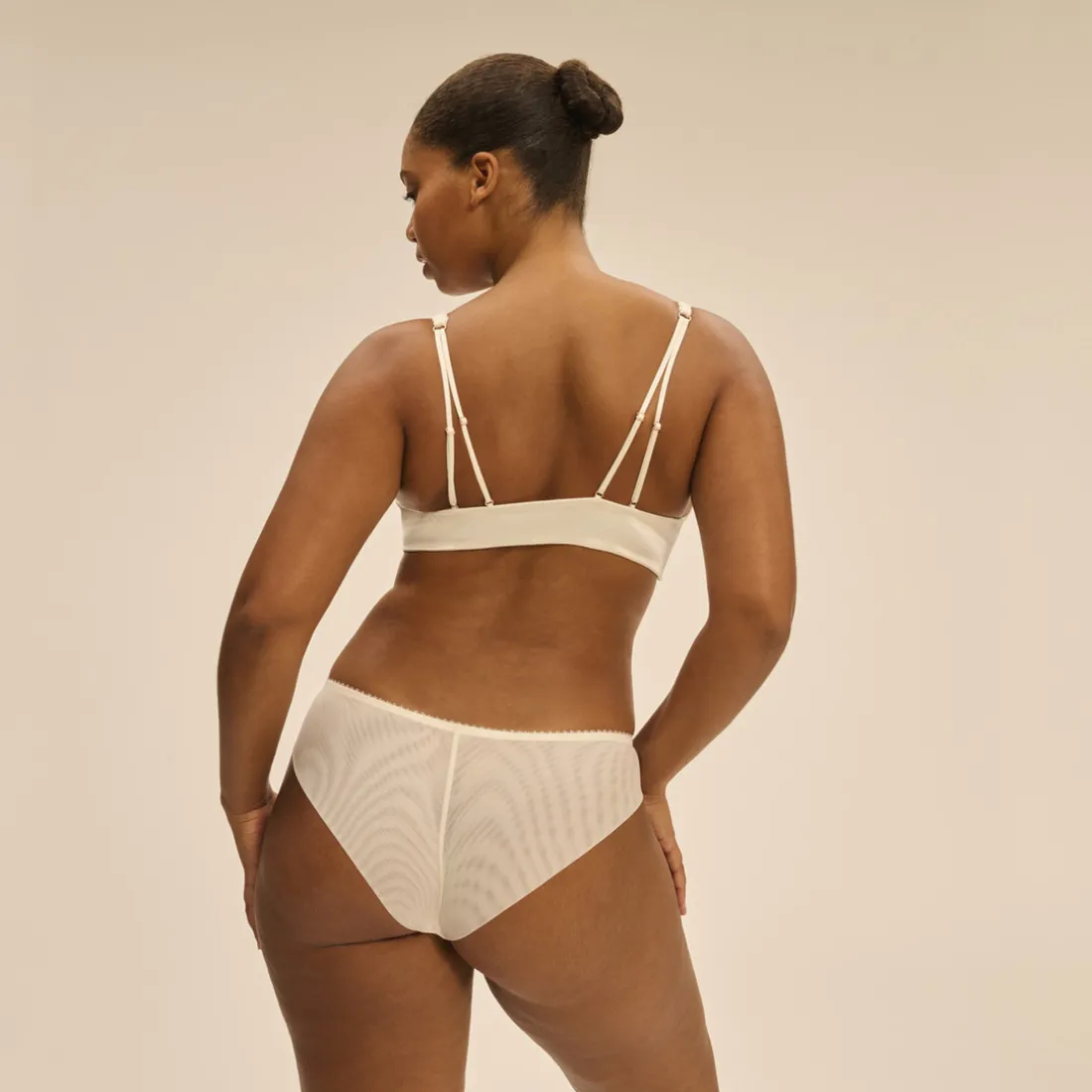 Soutien-gorge triangle sans-armatures naturel