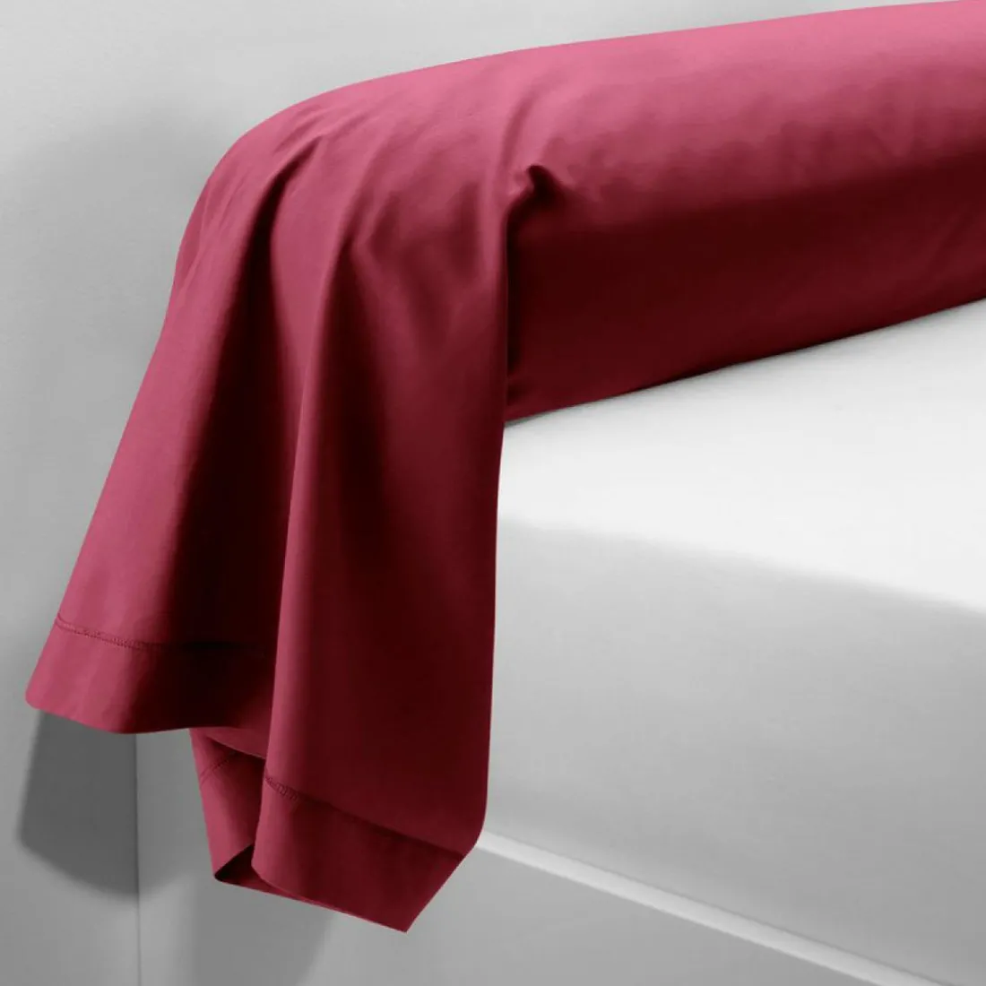 Taie d'oreiller ou de traversin en percale de coton TERTIO® - Bordeaux Rouge vin