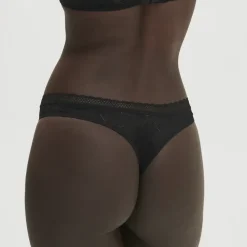 Tanga noir