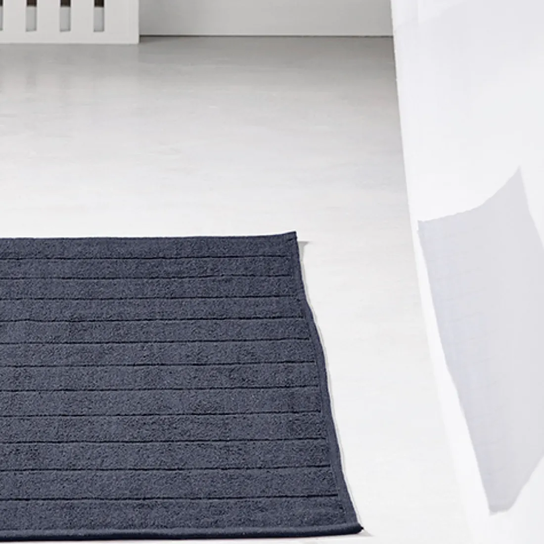 Tapis de Bain TODAY Essential, bleu Navy