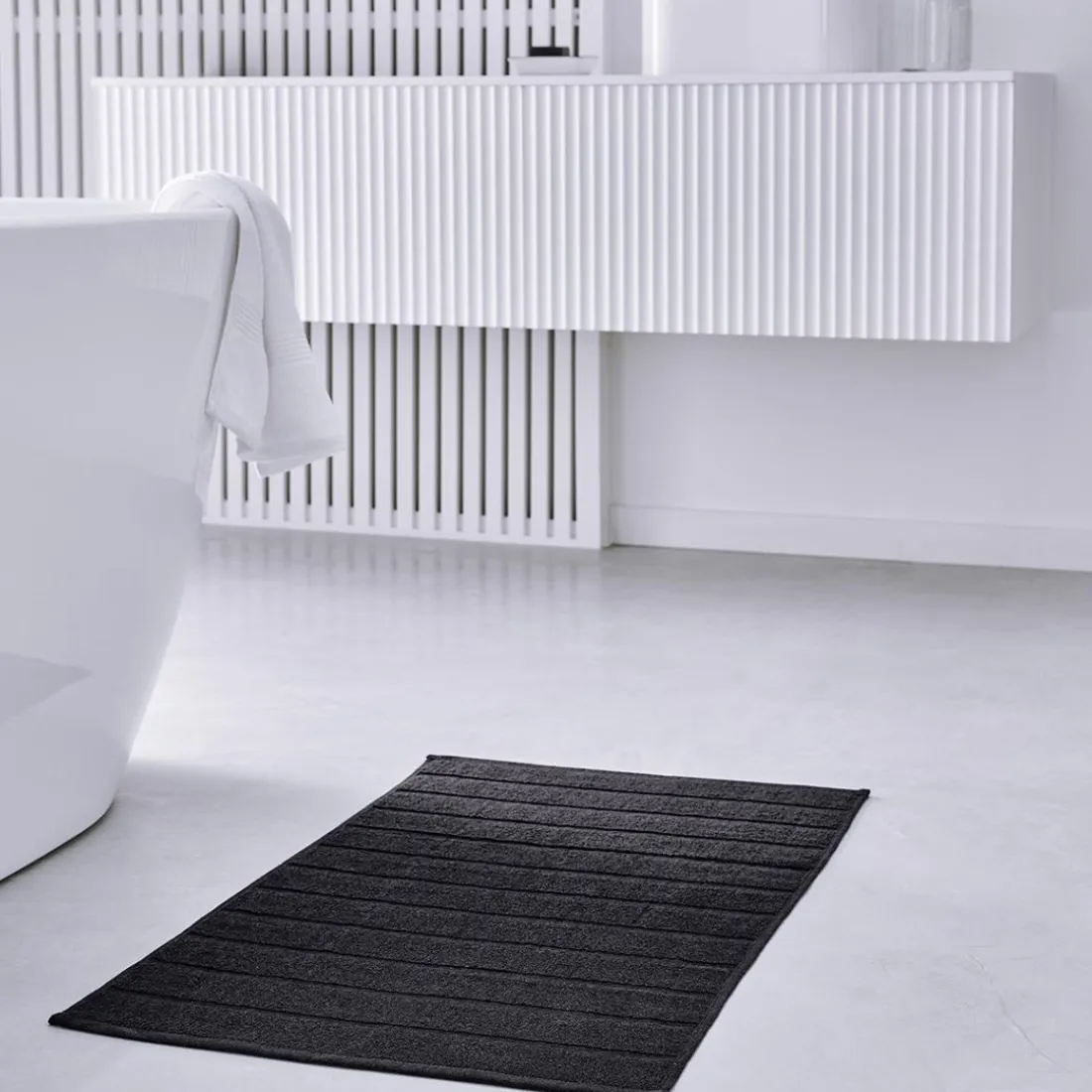 Tapis de Bain TODAY Essential, Fusain gris anthracite