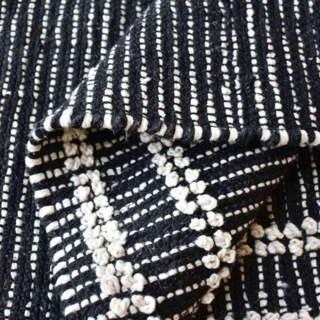 Tapis design style ethnique Gimie 230 x 160 cm