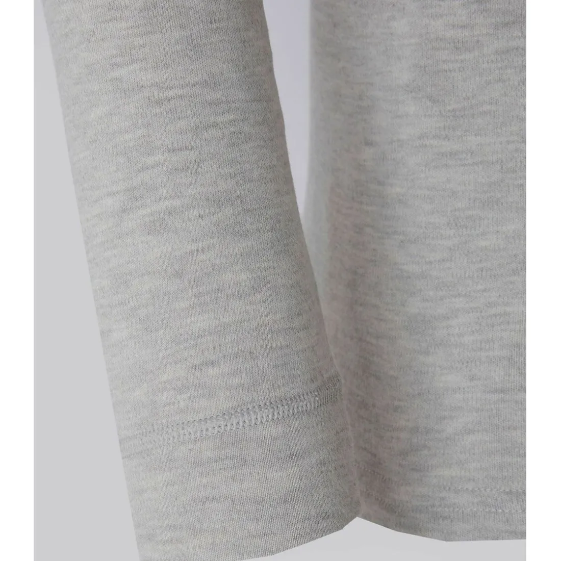 Tee-shirt manches longues col rond en mailles gris chiné