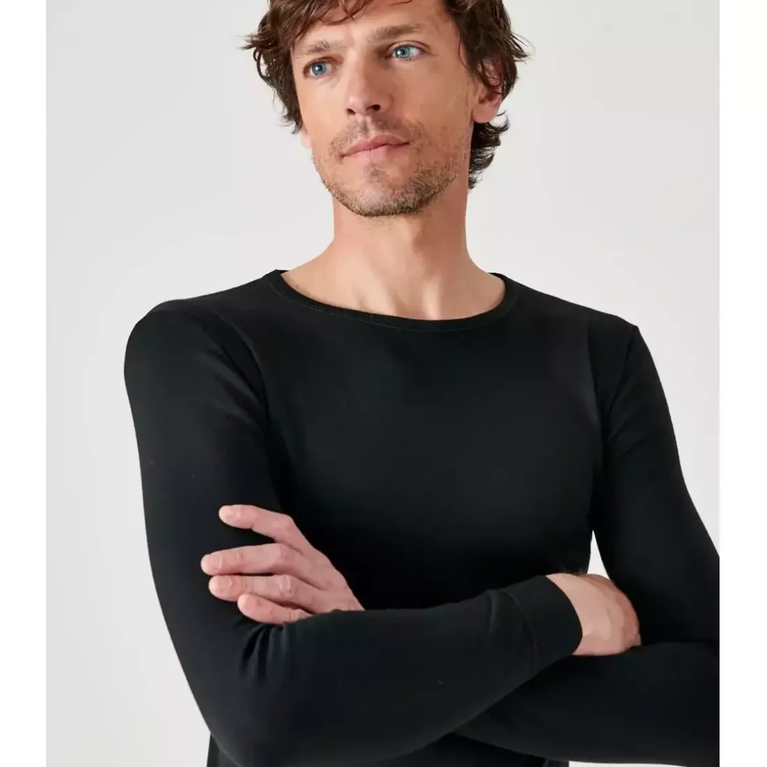 Tee-shirt manches longues col rond en maille noir