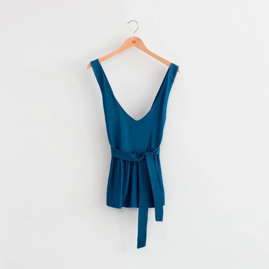 Top dos croisé en viscose Valentin Réédition bleu ciel