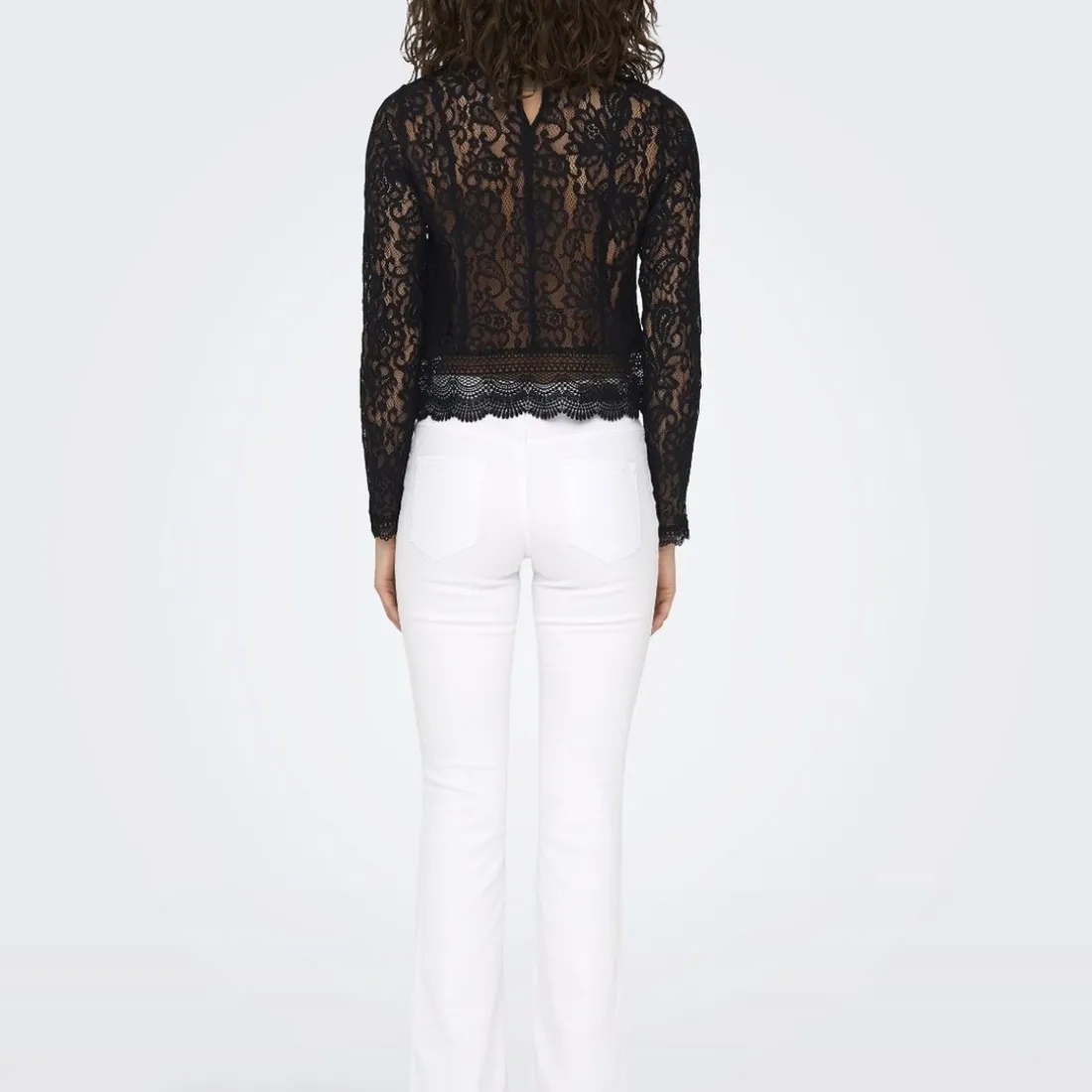 Top en dentelle New Karo noir Demi